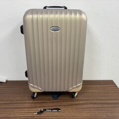 【お売りします】TRAVEL EXPERT トラベルエキスパート キャリーケース 鍵付き 65cm×40㎝×24㎝ 機内持ち込み不可の画像
