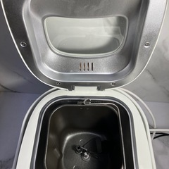 ☆値下げ☆Y 2504-603 siroca 全自動ホームベーカリー SHB-315  年式不明  通電確認済み ミトンとジャム専用フタのみの付属 キズ 汚れありの画像