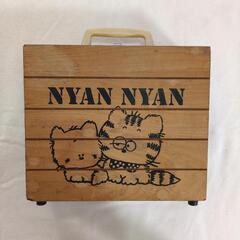 昭和レトロ　カセットテープケース　猫ちゃん柄