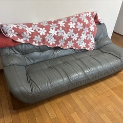 レトロなソファー