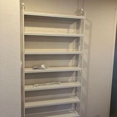 山善(YAMAZEN) 本棚 (突っ張り) 大容量 スリム 全体耐荷重180㎏ 幅81×奥行15.5×高さ210.5-270㎝の画像