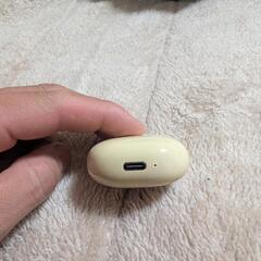 ワイヤレスイヤホンの画像