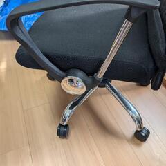 オフィスチェアの画像