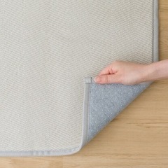 ニトリラグマットの画像