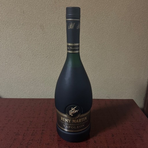 レミーマルタン 注文 REMY MARTIN ナポレオン 700ml 40％ 古酒(未開栓