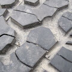 夏タイヤ 235/70R16 BF Goodrich All-Terrain T/Aの画像