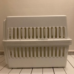 【成約済】アイリス　犬キャリー　Mサイズ白の画像
