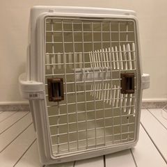 【成約済】アイリス　犬キャリー　Mサイズ白