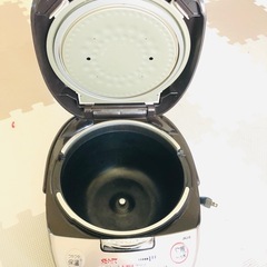 炊飯器の画像