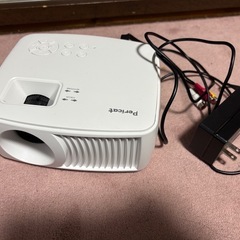 プロジェクター