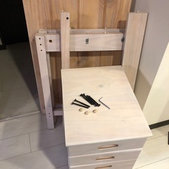 デスク3点(イス、チェスト)セットの画像