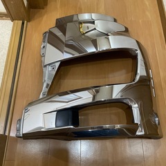 日野 17系 プロフィア H29.5- メッキ バンパー コーナー パネル サイド バンパー 助手席側だけ の画像
