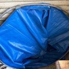 丸型プール