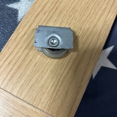 食器棚 戸車