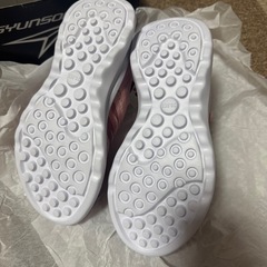 瞬足スニーカー　ピンクの画像