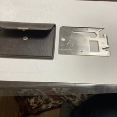 キャンプなどにサバイバルカード　多機能ツール