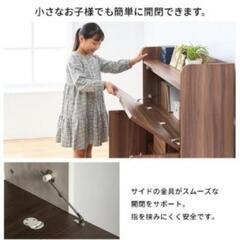 商談中　２個あります　机　子供テーブル　勉強机　タンス　デスクの画像
