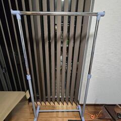 ハンガーラック