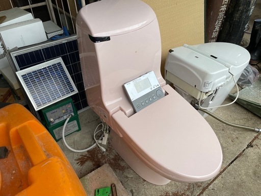 人気沸騰 LIXIL トイレ一式