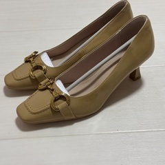 新品 ハイヒール パンプス バックル ヒール高5.5 滑り止め 23.5の画像