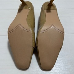 新品 ハイヒール パンプス バックル ヒール高5.5 滑り止め 23.5の画像