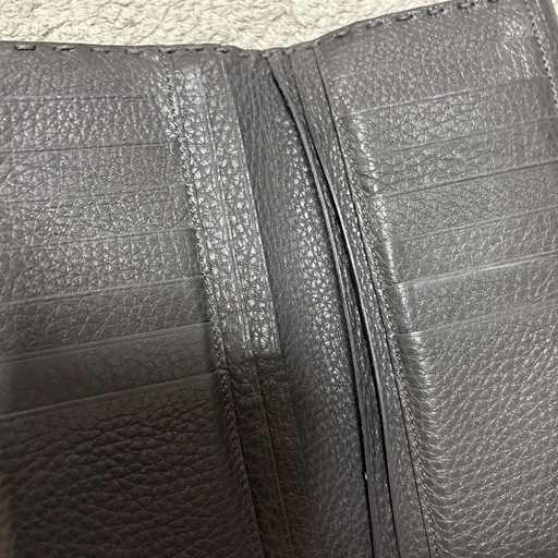 FENDI 長財布