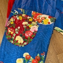 着物 鮮やかなフルー×花柄の画像