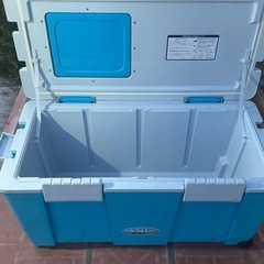 クーラーボックス　52リットル　魚釣り　バーベキュー　BBQ キャンプ　ビール　ドリンク　保冷庫　ビーチの画像