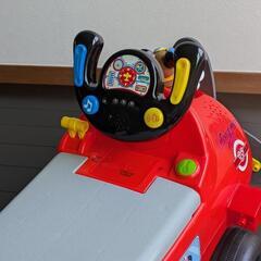 キッズカーの画像