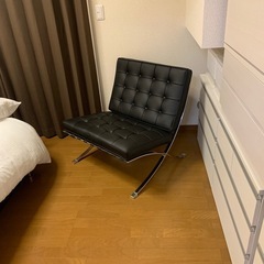 美品バルセロナチェア(1人用ソファ)