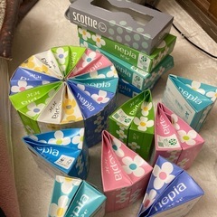 ティッシュの箱　おもちゃ　工作　踏み台　イス　椅子