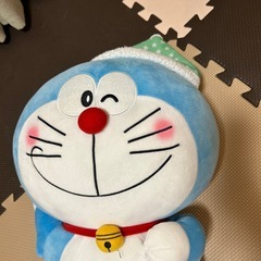 ぬいぐるみ　ドラえもん　