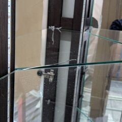 訳あり LEDライト付 コレクションケース キャビネット 飾り棚 幅59cm 高さ150cmの画像