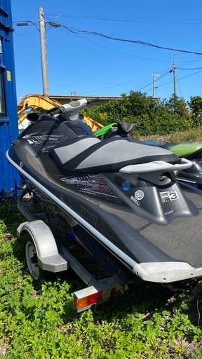 【中古】ジェットスキー(部品取り)
トレーラー付き)