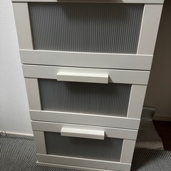 IKEA 3段チェスト