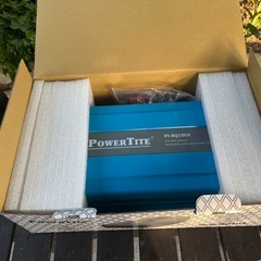 キャンピングカーで活躍 未来舎 正弦波 DC-ACインバーター1500W POWERTITE の画像