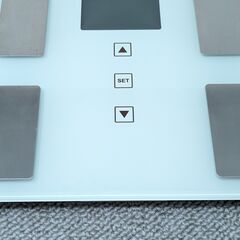アイリスオーヤマ 超薄型 体重計 体組成計 IMA-001 ホワイトの画像