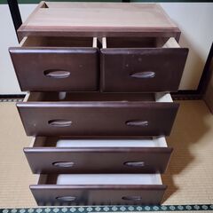 タンスの画像