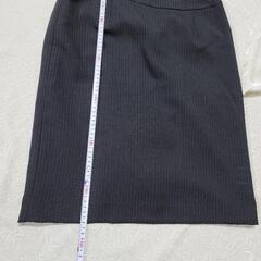 ゆん様お取引きまりました。レディース　ストライプスーツブラック　スカート　パンツ付の画像