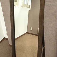 交渉中　
26日まで　スタンドミラー