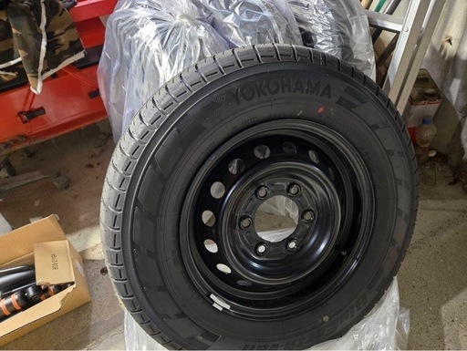 キャラバン 純正ホイール＆タイヤ