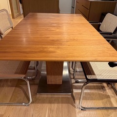 【4月27日まで限定価格！】アレッタ　ダイニングテーブルの画像