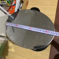 ペダル式ゴミ箱の画像