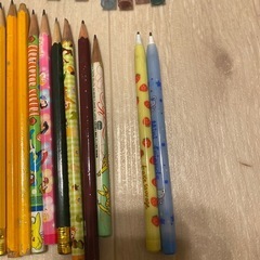 文房具セット マーカーと鉛筆 セット　まとめ売りの画像