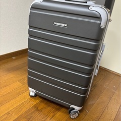 スーツケースの画像