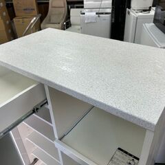 食器棚　幅約　約80cm 　奥行　約45cm 高さ　約113cmの画像
