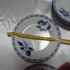 陶器の小皿５つの画像