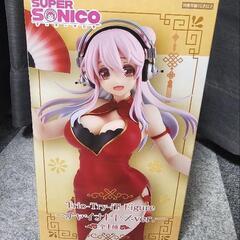 super sonicoフィギュア