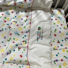 はらぺこあおむしのベビー布団