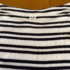 Lサイズ ユニクロTシャツ 2枚     の画像